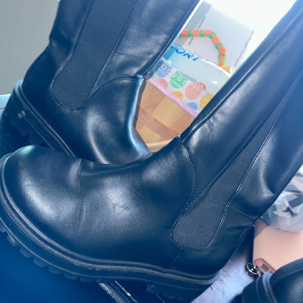 Black boots